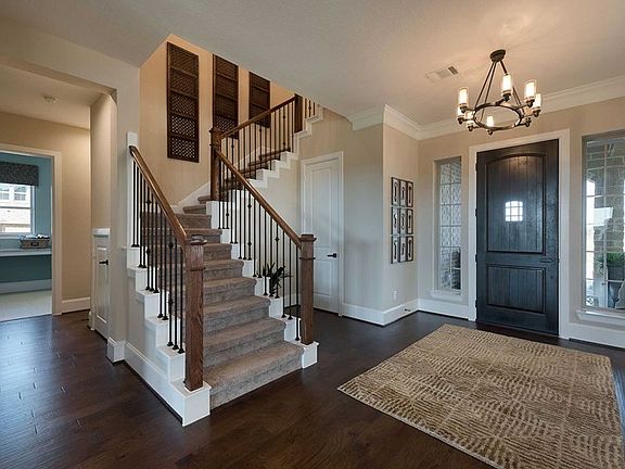 The Wellington - Entrance