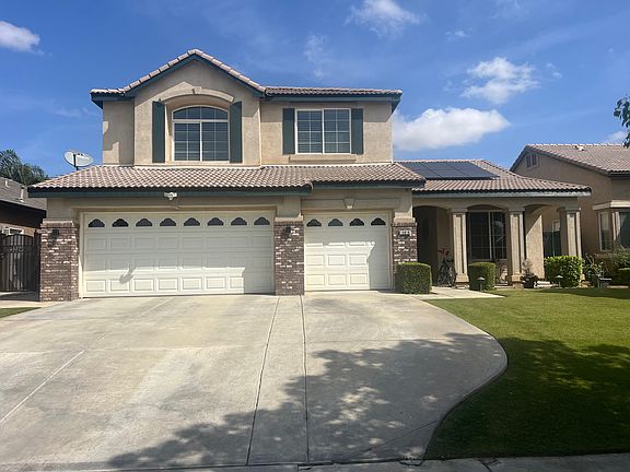 3rd image of 10818 Cypress Falls Ave
