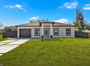 30095 Beech Rd, Punta Gorda, FL 33982