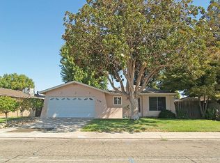 708 Madsen Dr, Ripon, CA 95366