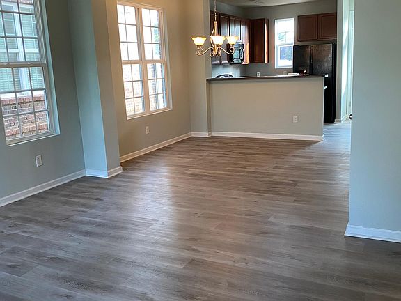 2nd image of 9529 Longstone Ln