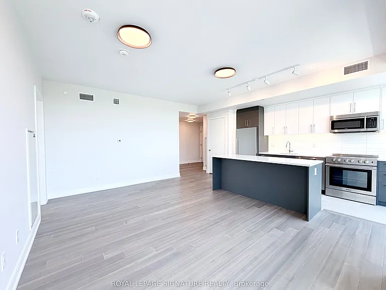 664 Spadina Ave #902 — Photo 3