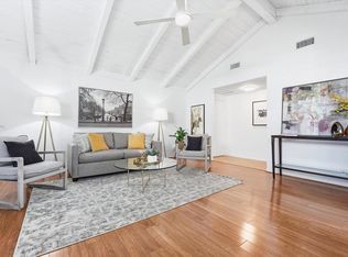 2367 S Gene Autry Trl UNIT B, Palm Springs, CA 92264