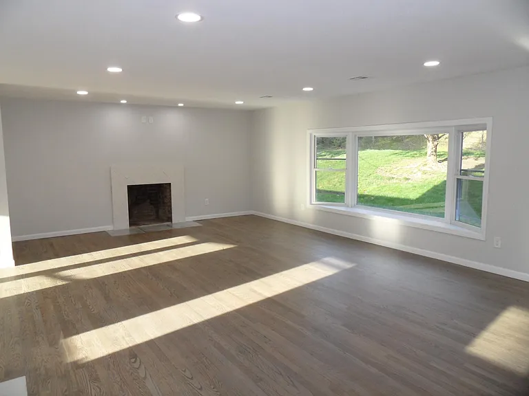 4 Crestview Dr — Photo 5