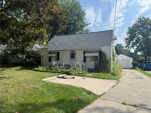 540 N Freedom St, Ravenna, OH 44266