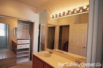 Master Bath & Dressing Area
						:
						Parklane Amenities Include Picnic Areas, Volleyball Courts, Gated Dog Run, Etc.