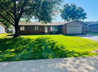 1162 N Terrace Ave, Kankakee, IL 60901