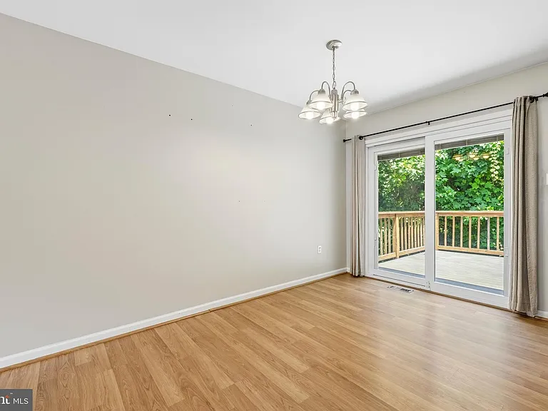 3535 Chesapeake Ave — Photo 8