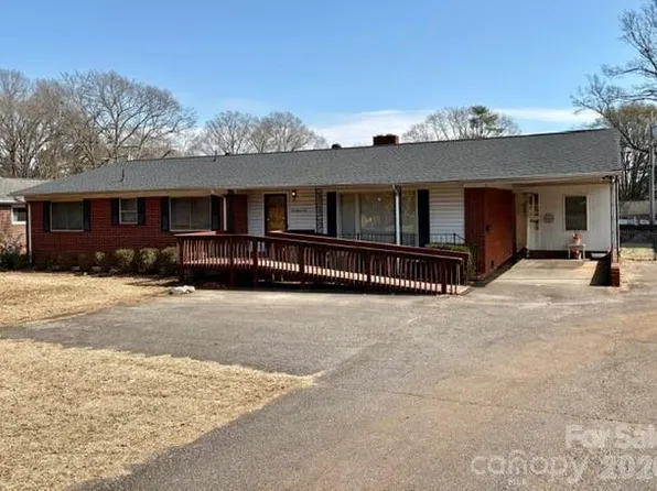 510 Armstrong Park Rd, Gastonia, NC 28054