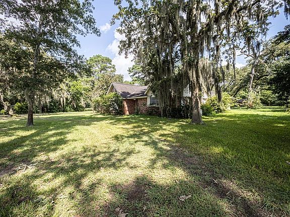 2nd image of 11322 Woodedge Dr