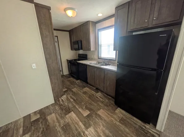 213 Colorado, Belleville, MI