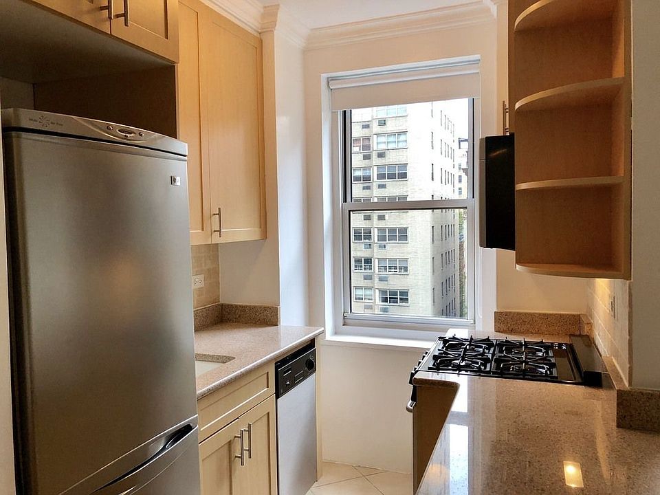1st image of 20 Park Ave APT 9B