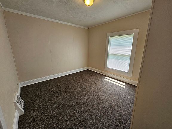 2nd image of 519 Howard St