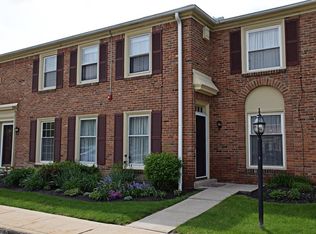 2390 Arlington Dr, Cleveland, OH 44124