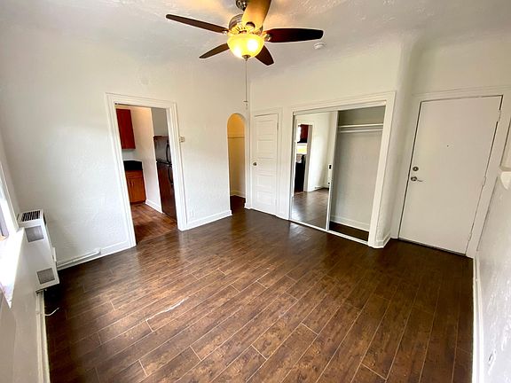 2nd image of 206 S Coronado St #202