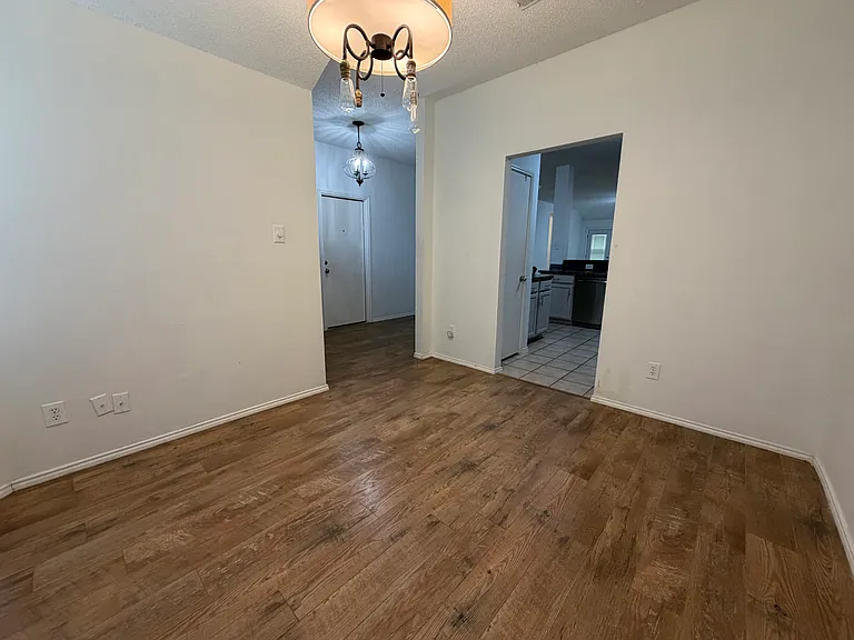 9837 Carter Dr — Photo 16