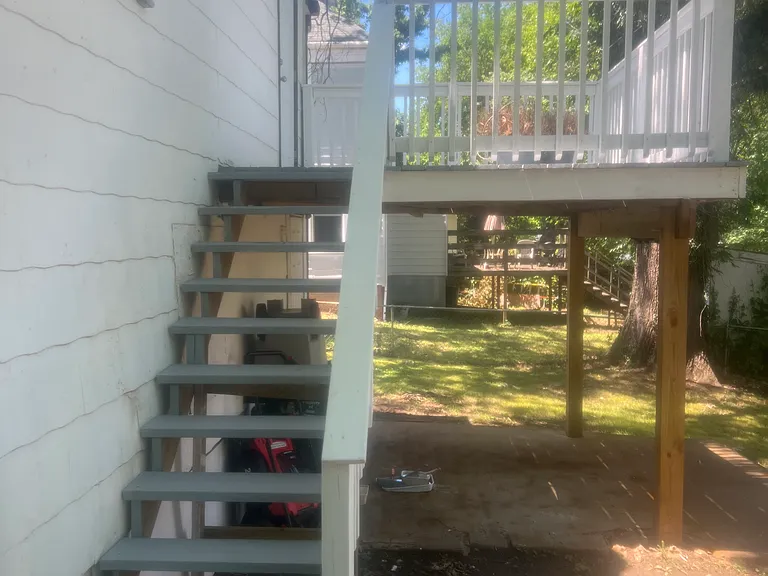 Addison Rd — Photo 3