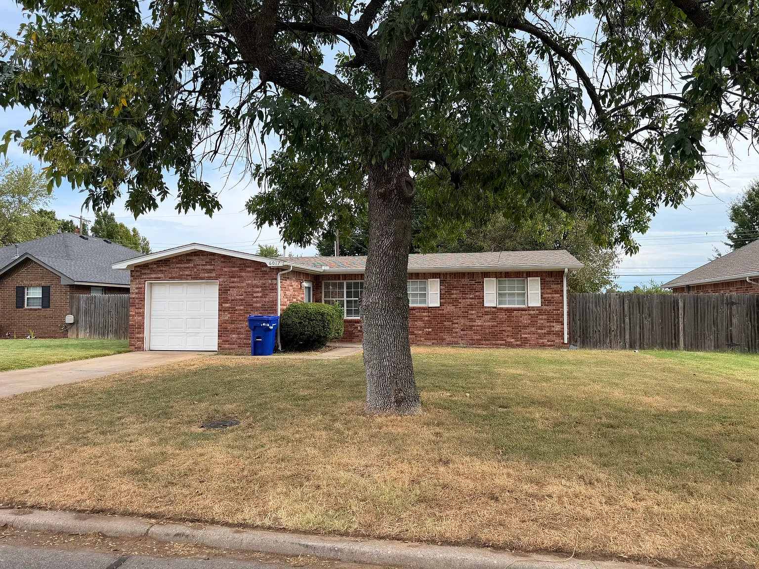 3 bed, 1252 sqft, $1,295 — Photo 1