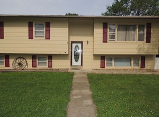 302 Maple St, Clemons, IA 50051