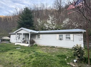 44547 Pond Fork Rd, Wharton, WV 25208