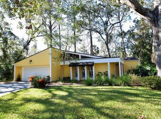 1952 Seagull Cv, Neptune Beach, FL 32266