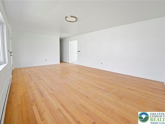 5th image of 1471 2nd St