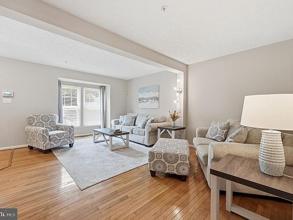 5th image of 6650 Granville Ct