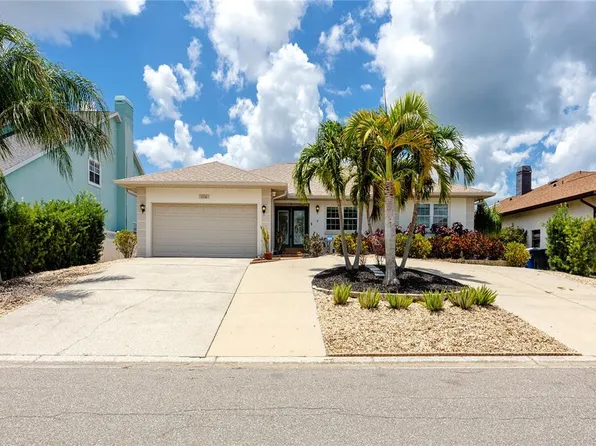 1116 Kingfish Pl, Apollo Beach, FL 33572
