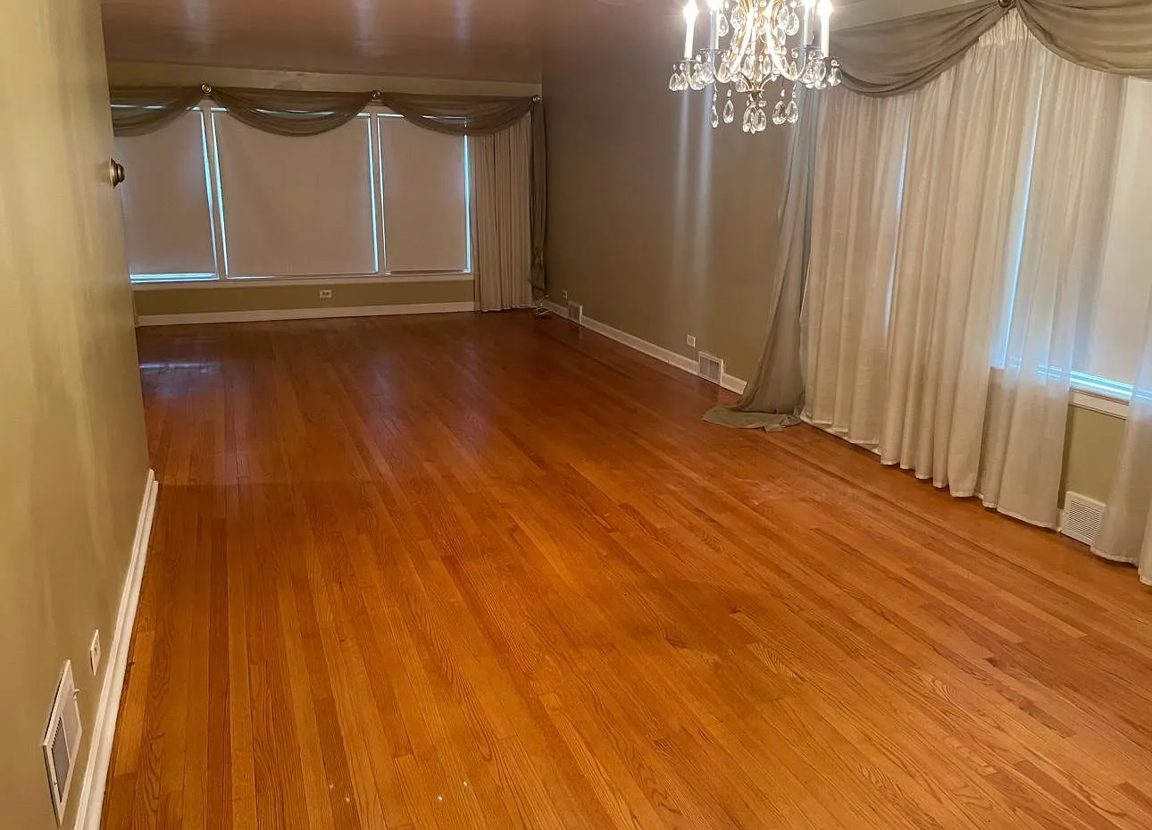 2 bed, 1100 sqft, $1,800 — Photo 4