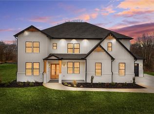 113 Skelton Rd, Hoschton, GA 30548