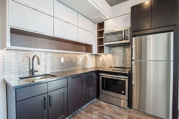 Rented by Nooklyn NYC LLC | media 106