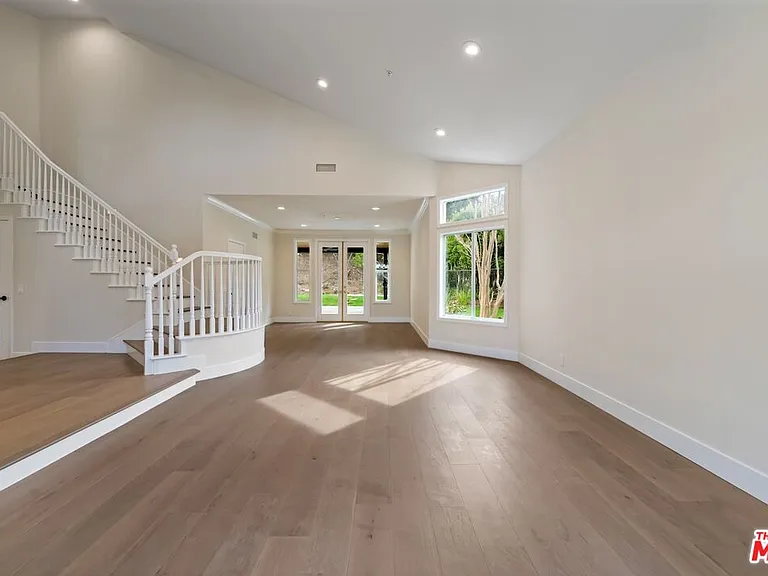 18500 Saint Moritz Dr — Photo 5