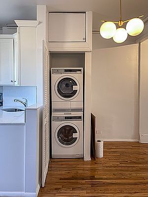 4th image of 401 Sackett St APT 3