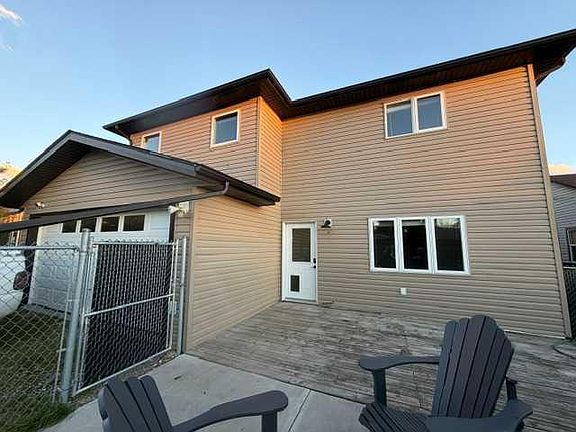 4th image of 5022 9th Ave