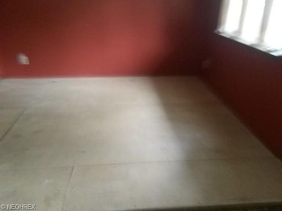5th image of 1686 Lexington Ave NW