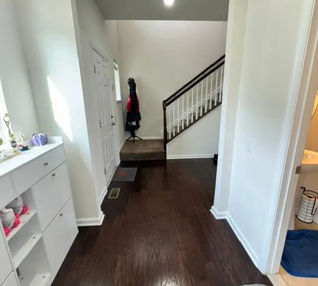 733 Sun Valley Ct — Photo 3