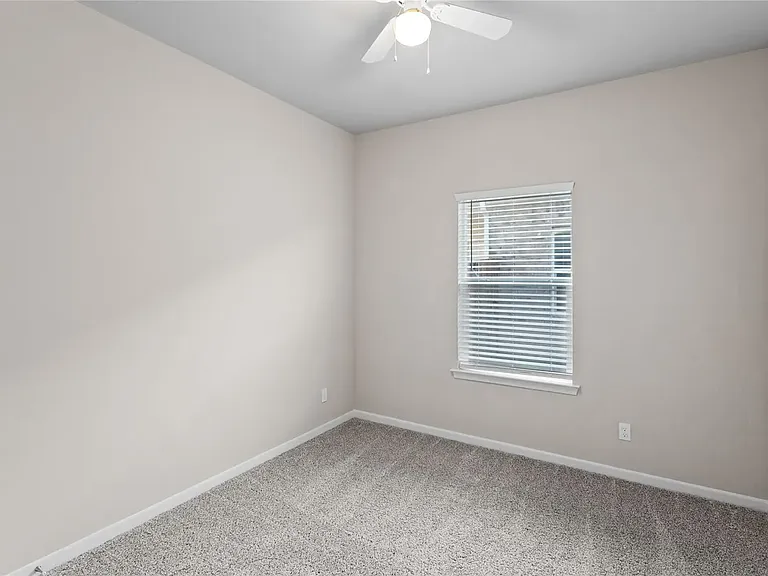 2728-2724 Ginger Ct — Photo 2