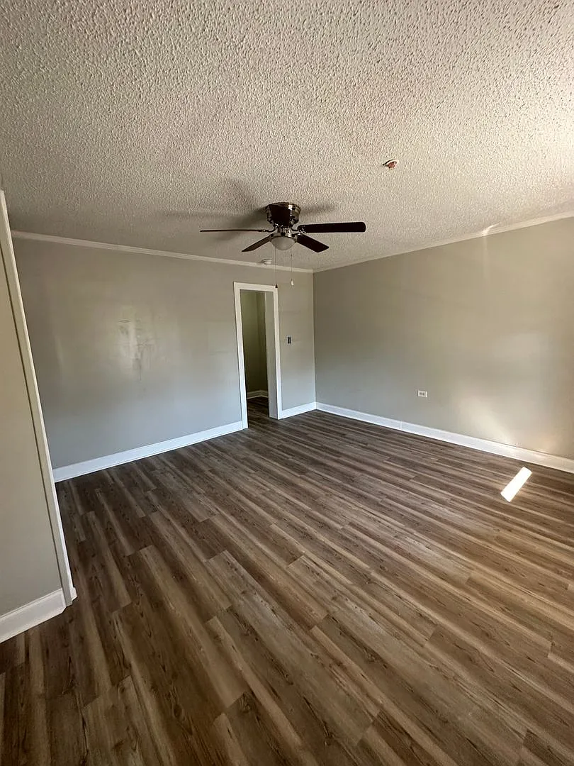 Remodeled One Bedroom Apartment In Corinth, MS — Photo 2