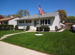 6604 W Fremont Pl, Milwaukee, WI 53219