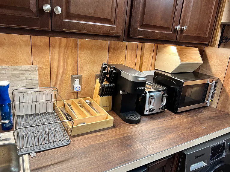 Ellenwood Dr NE — Photo 11
