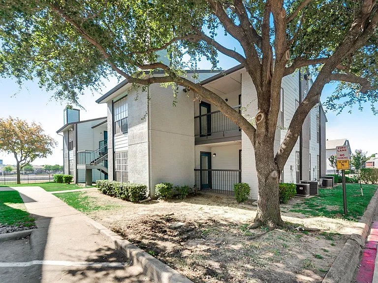 The Harrison — Photo 19