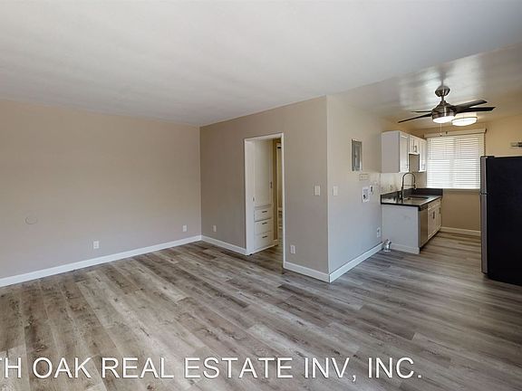 3rd image of 1837 N Gramercy Pl #4981614
