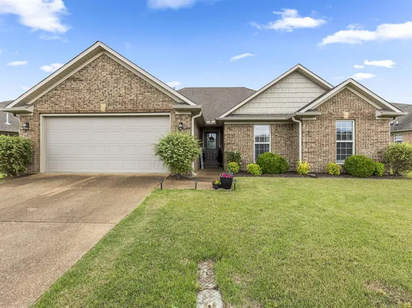 111 Stone Springs Cir, Jackson, TN 38305