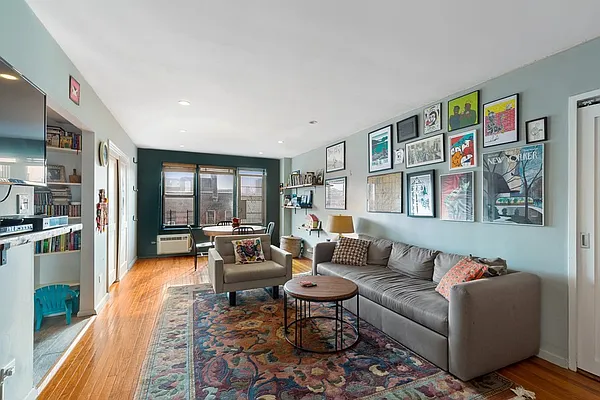 Sold by DML Realty | media 1