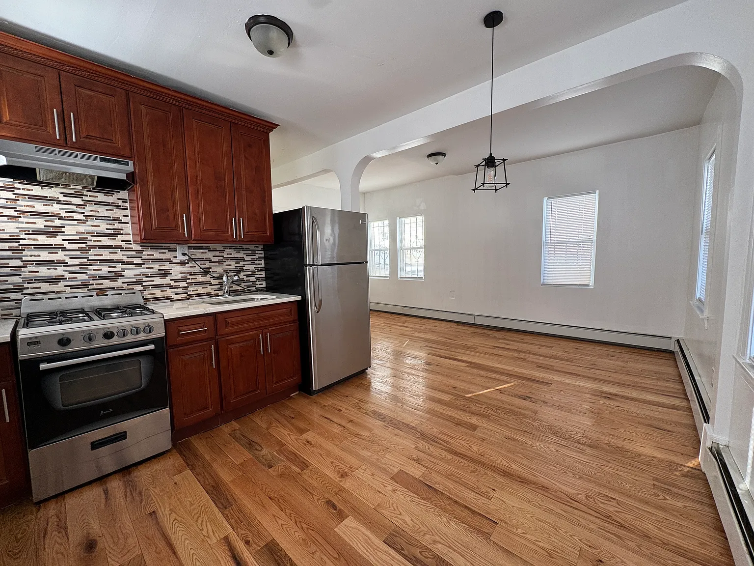 183 Beach 25th St #B photo 1