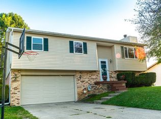533 Sherwood Downs Rd S, Newark, OH 43055