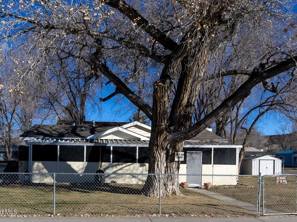 230 W 5th St, De Beque, CO 81630