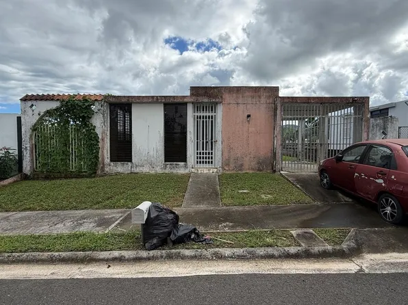 4 Saint Urb Alturas De San Pedro #M32, Fajardo, PR 00738