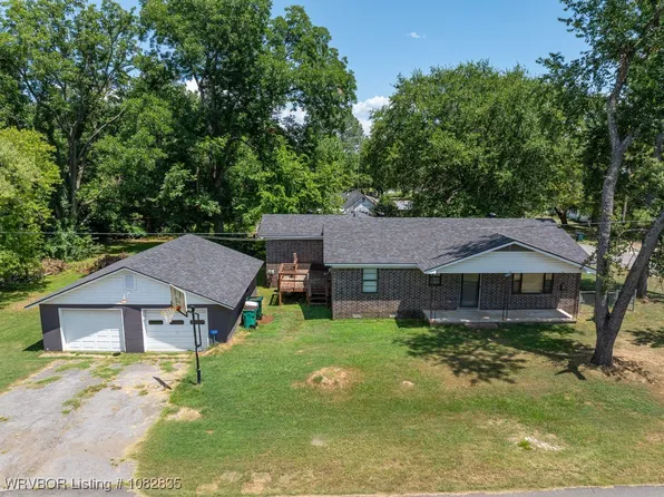 610 N McCandless Ave, Booneville, AR 72927