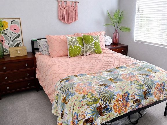 4th image of 16444 Bolsa Chica St
